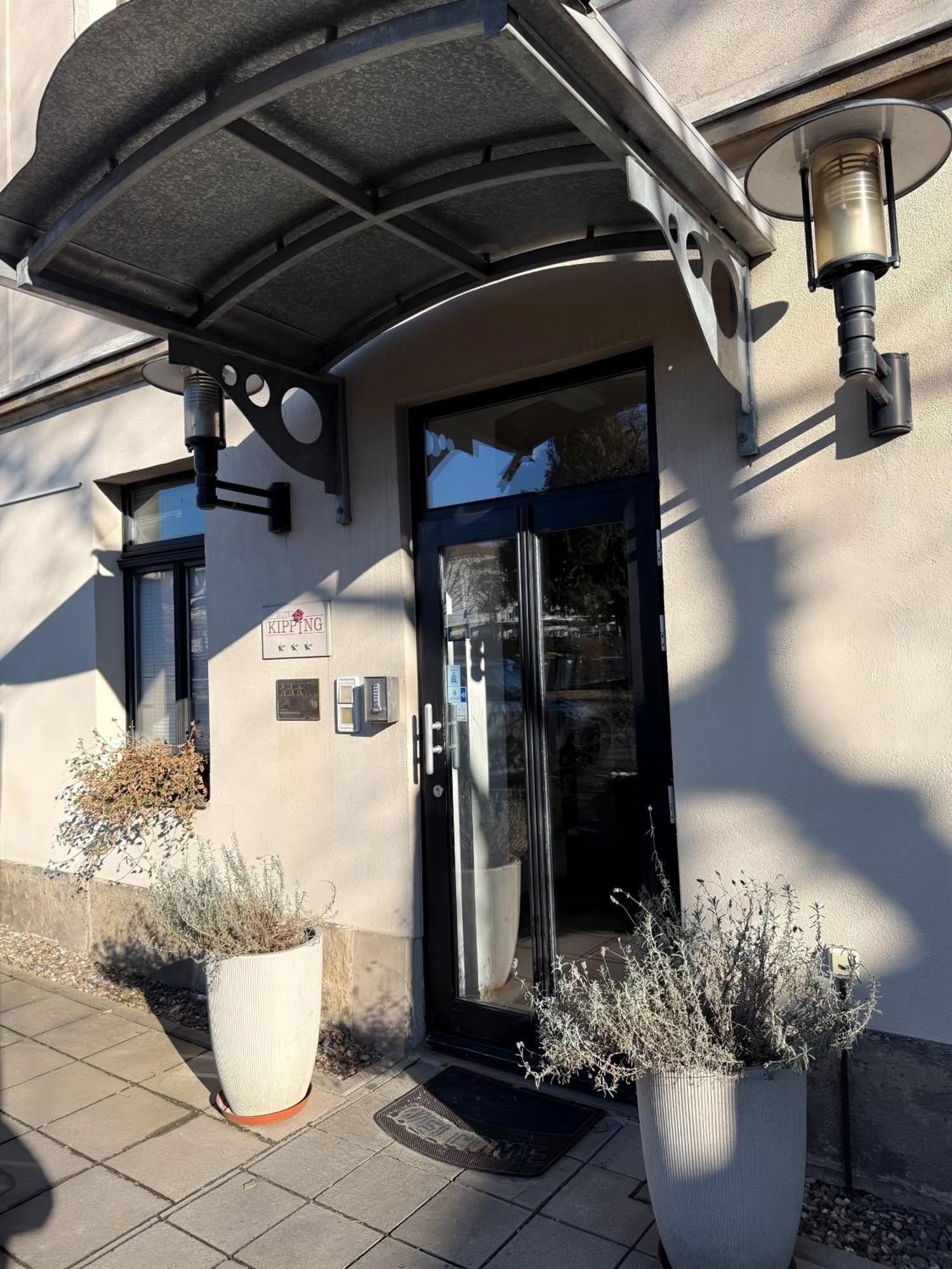 Hotel Villa Kipping Am Hauptbahnhof Dresde Exterior foto
